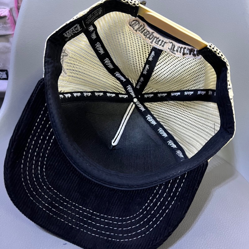 Topi Trucker Hat Corduroy Black Cream Perry Thisplan