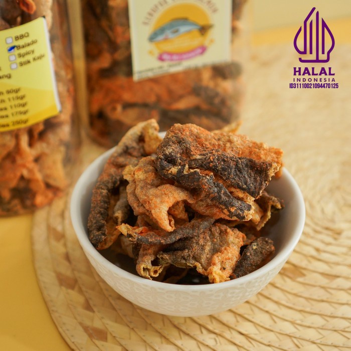 

Kerupuk Kulit Ikan Salmon Cemilan Crunchy Varian Rasa Balado Kemasan Toples Double Jumbo