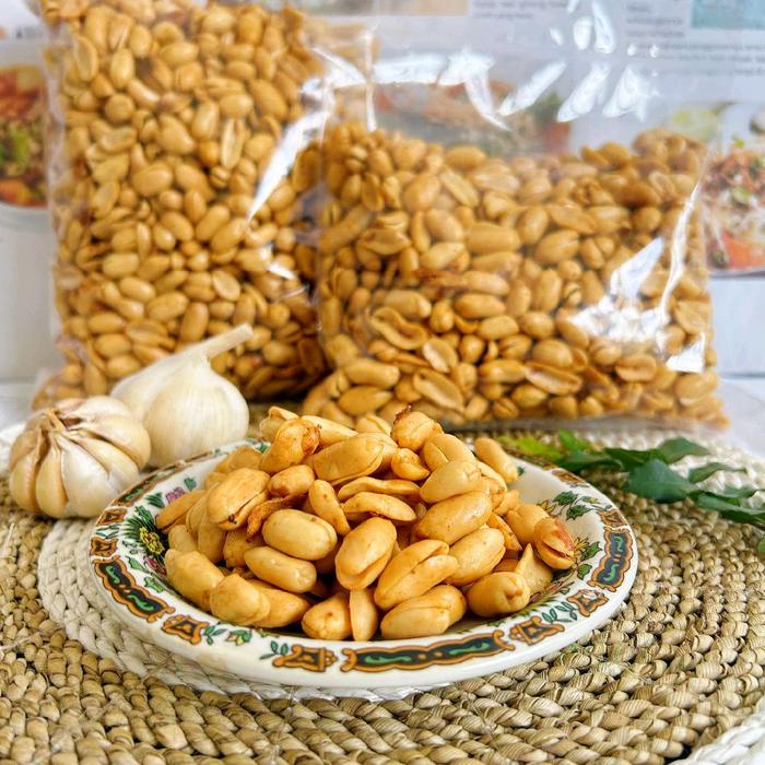 

Kacang Bawang Goreng CYS, Kacang Bawang Goreng Gurih Kemasan 1kg dan kg, Original dan Daun Jeruk,