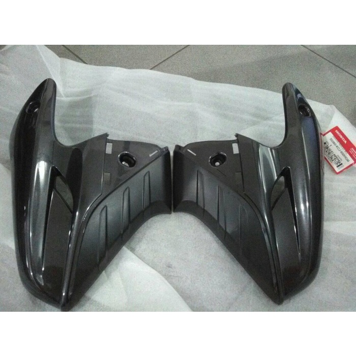 Cover Kupingan Tangki Hitam HONDA TIGER REVO Original AHM Kode 196