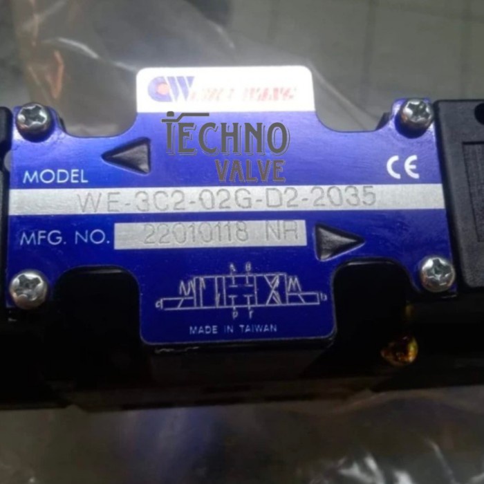 SOLENOID DIRECTIONAL VALVE WE-3C2-02G-A240-2035 / WE-3C2-02G-D2-2035