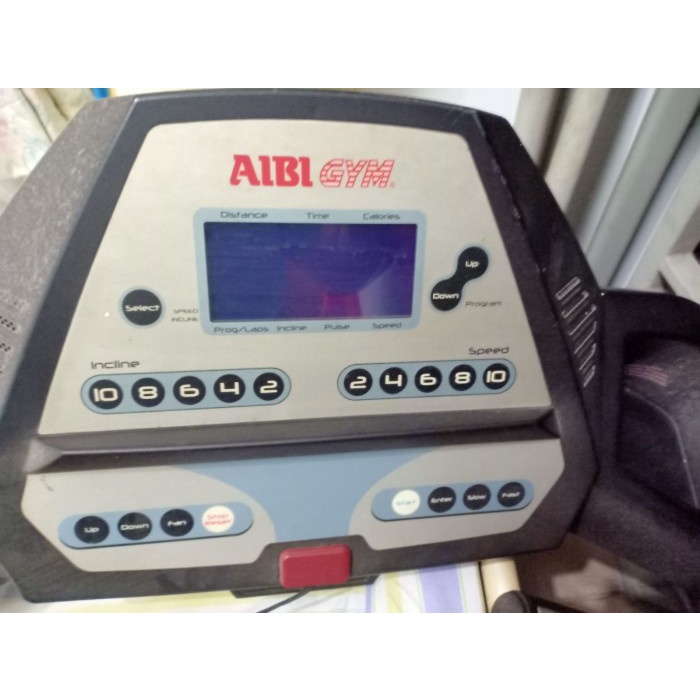 Aibi Gym Treadmill - Alat Olahraga Lari Di Pijakan Mesin Treadmill. Tidak Pernah Dipakai Sejak Beli