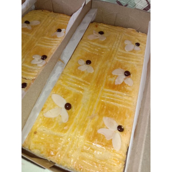 

Lekker Holand Butter Kue Butter Premium