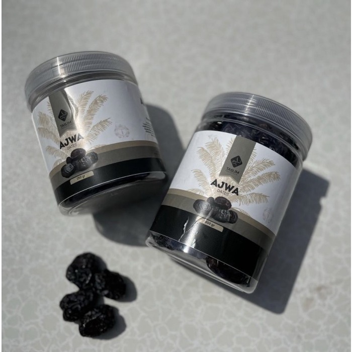 

Kurma Ajwa 500gram Taslim Premium Quality