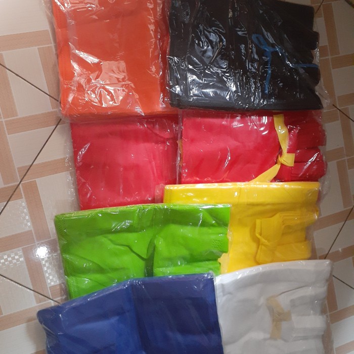 

SOUVEN- Tas SPUNBOND Jinjing Polos 30x40 cm Tas Bingkisan Hajatan Goodie Bag
