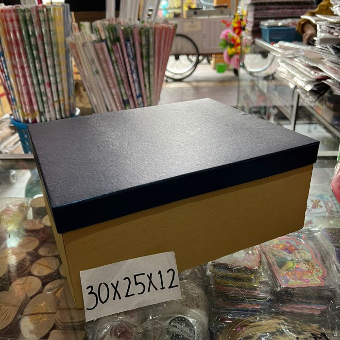 

SOUVEN- Kotak Kado / box Kado / Box Hampers / Hardbox 30 x 25 x 12 cm