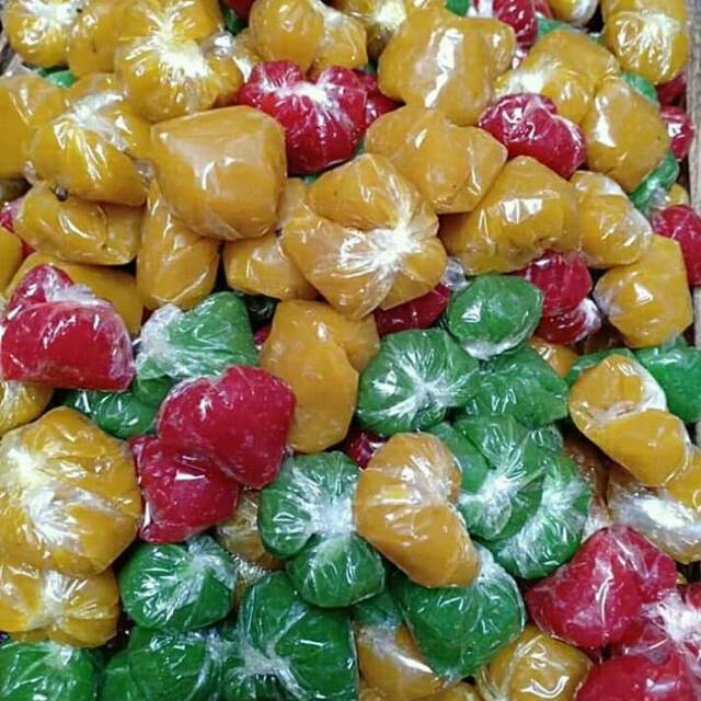 

HJ Dodol Garut 1 kg DODOL BUAH-BUAHAN (ASEM) Aneka Rasa Asli Khas Garut