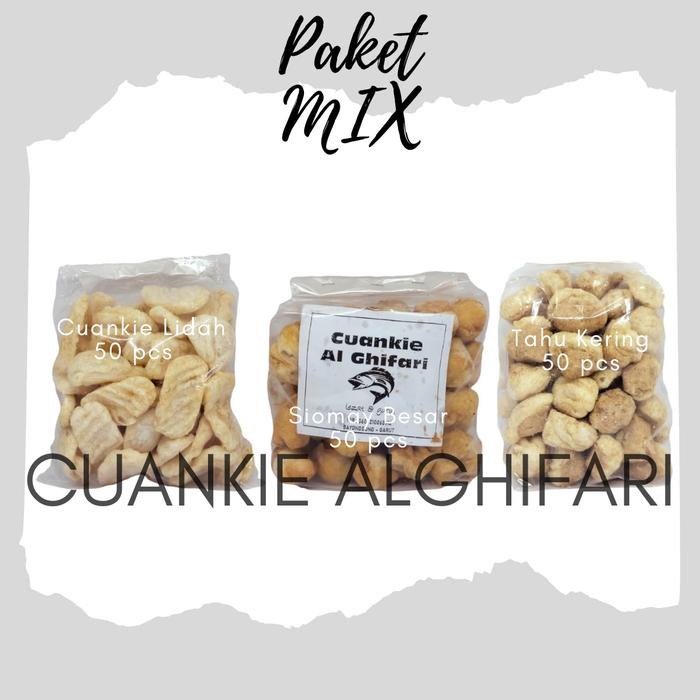 

Paket hemat isi ,cuanki lidah,tahu kering dan siomay only 40rb