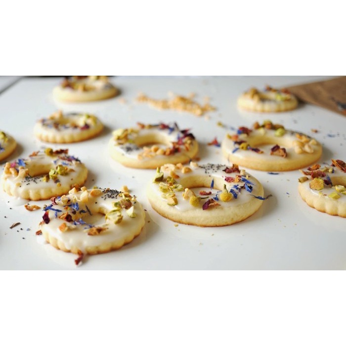 

Dried Edible Flower Mix Bunga 5gr Kering Hiasan Kue Makanan Bunga 1