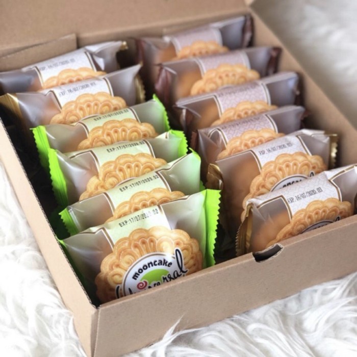 

Mooncake Universal /Hampers