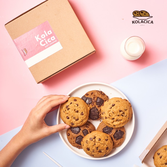 

Soft Baked Chocolate Chips Cookies