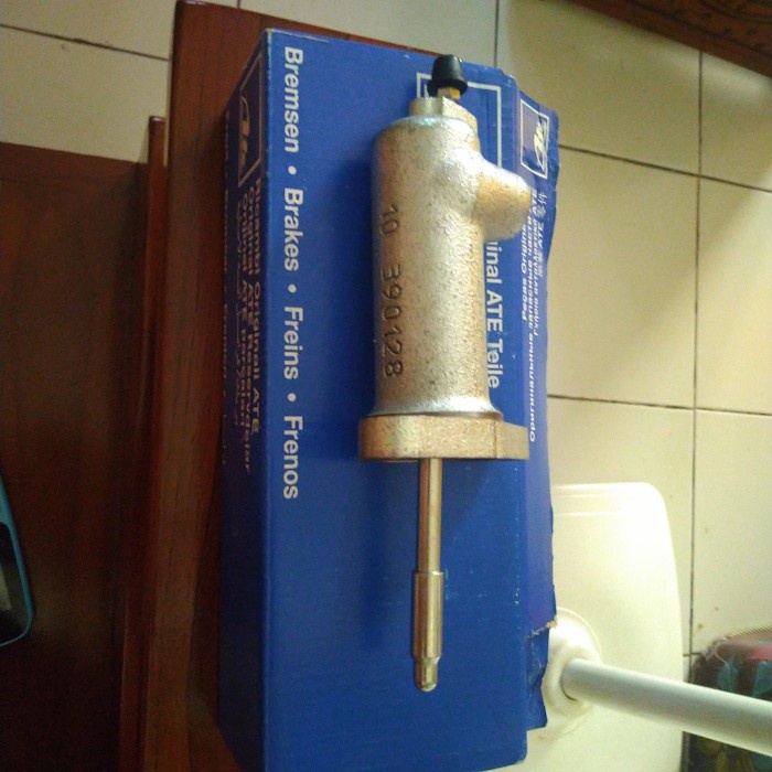 Master Kopling Bawah W124 W202