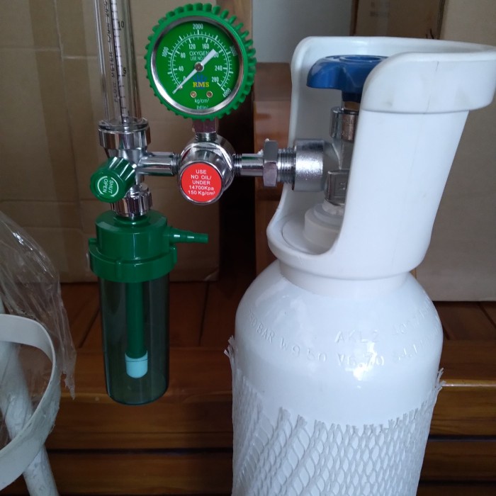 Tabung oksigen lengkap