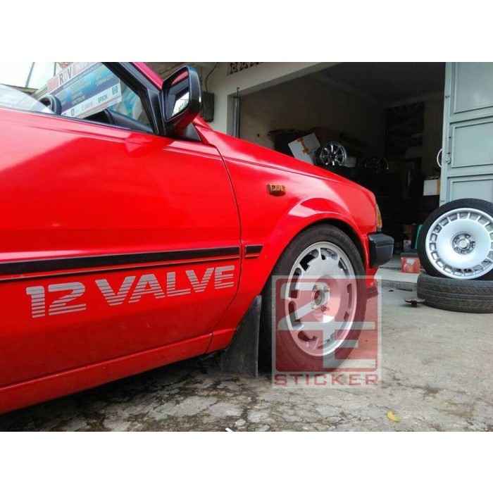 OTOmO- Stiker 12 VALVE Si Limited Starlet Kotak