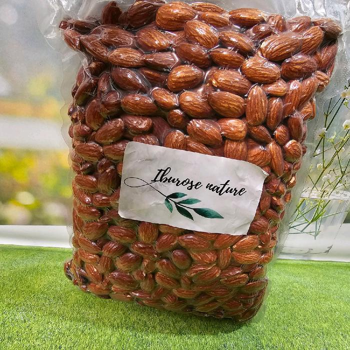 

ALMOND PANGGANG 1 KG RASA ORIGINAL KEMASAN VACUM , Kacang almond