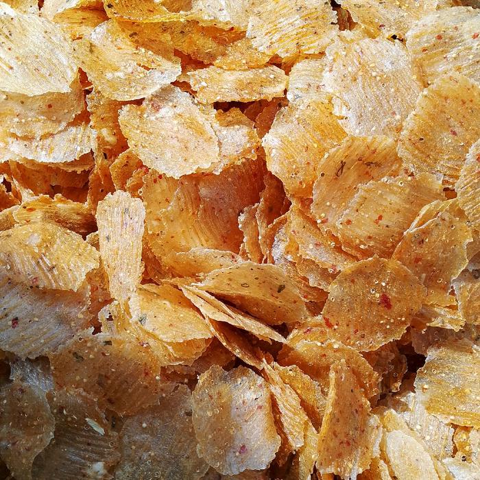 

RN SNACK-(MENTAH 1 Kg - PEDAS)Kecimpring Rarendos Raos Renyah Endos Rasa (pedas manis gurih)