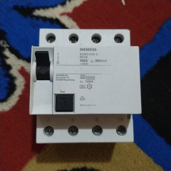 RCCB SIEMENS TYPE 5SM3648-6 100A 300MA BARU MINES DUS BARANG MULUSSSS KUALITAS TERBAIK