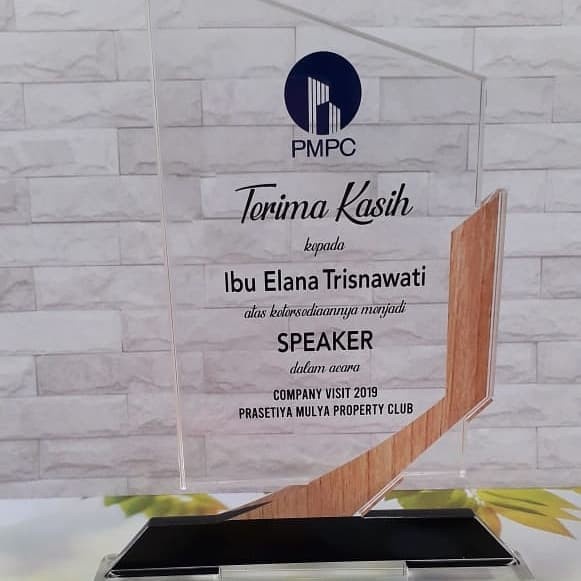 

DISKON plakat akrilik custom ukuran maximal 20x10 ketebalan 3mm