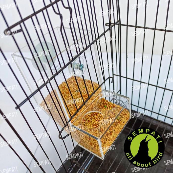 

TERBARU Sempati Wadah Pakan Akrilik Premium Merek Sempati Untuk Burung Lovebird Dll
