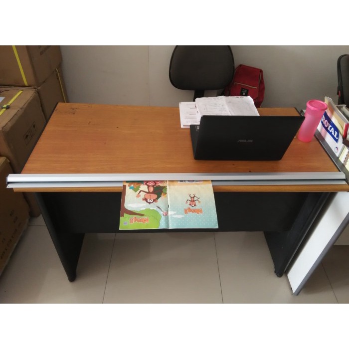 

BH-48 PENJEPIT KERTAS BILL HOLDER