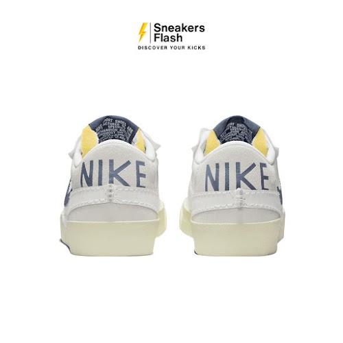 NIKE Blazer Low 77 Jumbo Se Summit White Midnight Navy Sepatu Sneakers Pria - FD0378121 - Size 44.5