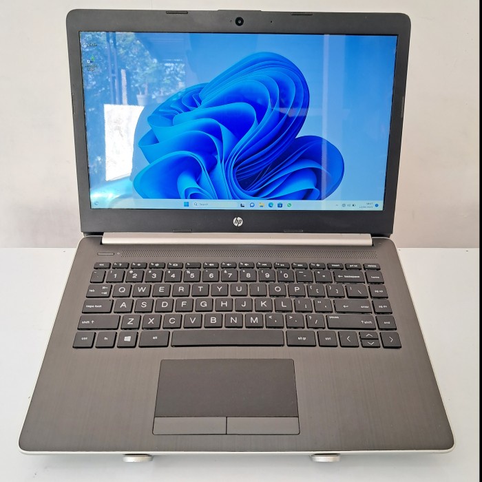 LAPTOP HP 14S AMD A9 SUPORT DESIGN