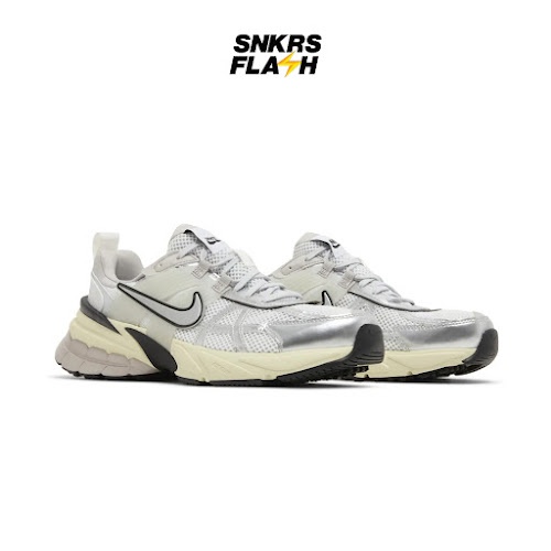 NIKE V2K Run Summit White Metallic Silver Sepatu Sneakers Pria - HJ4497100