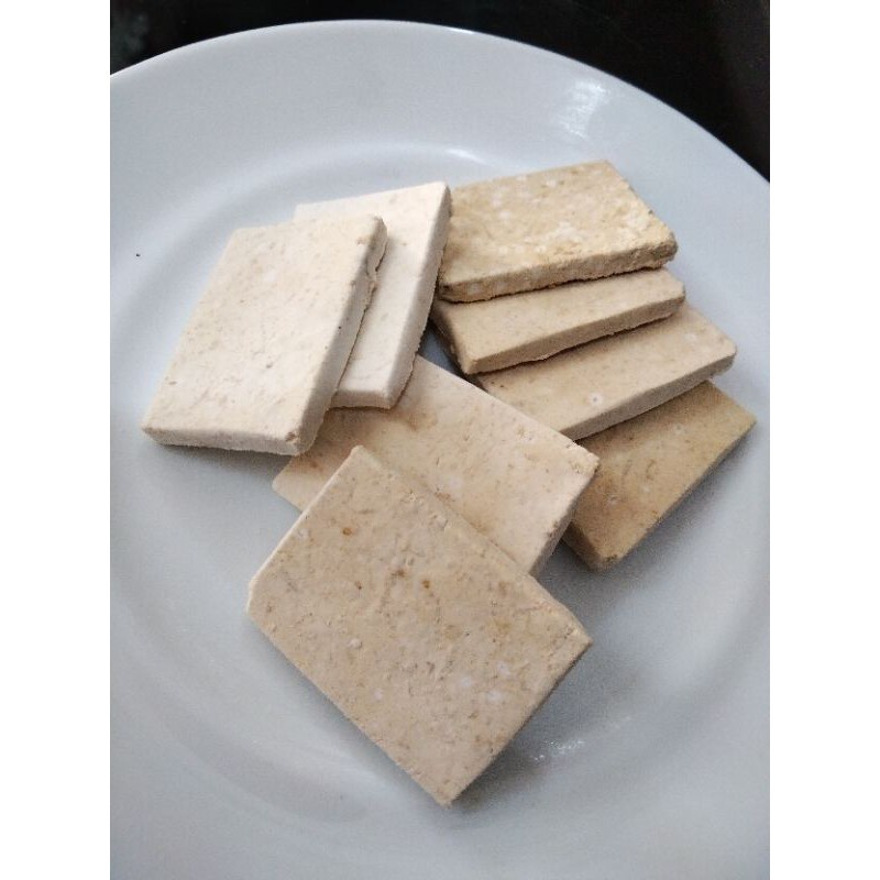 

A Kue Sagon Bakar Mpok Nur