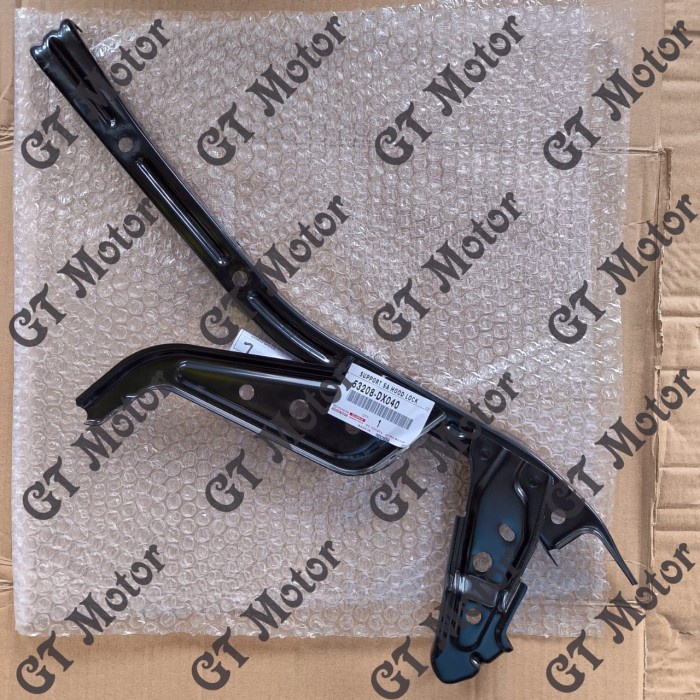 Tiang Lock Kap Mesin Motor Innova 2014 2015