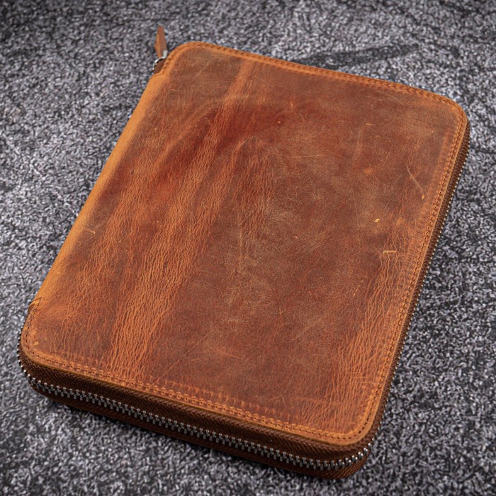 

GALEN LEATHER LEATHER ZIPPERED 20 SLOTS PEN CASE