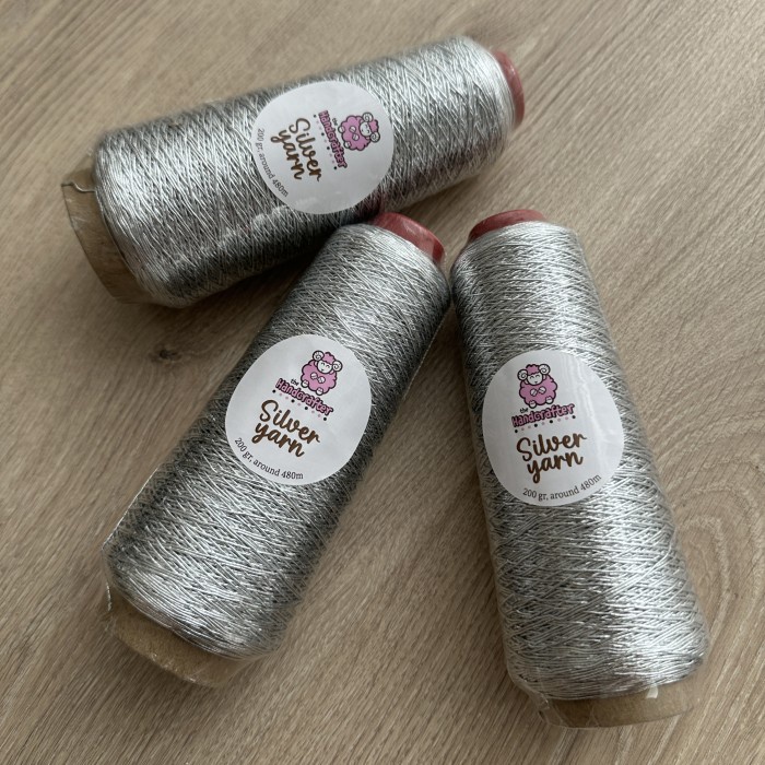 

Benang rajut thehandcrafter silver yarn