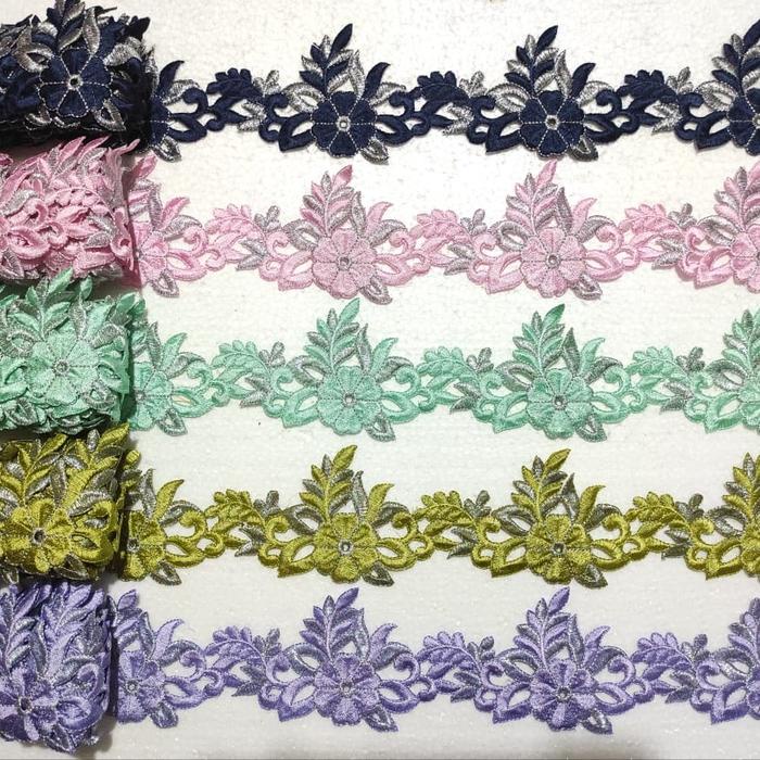 pintar-  Renda bordir meteran santika Kain kebaya kaftan gamis