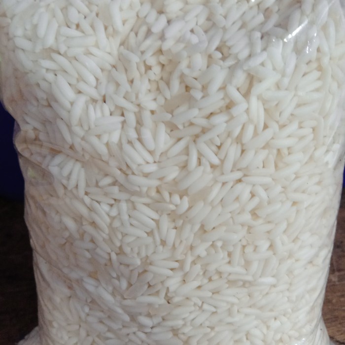 

Lezat- Beras Ketan Paris super 1L