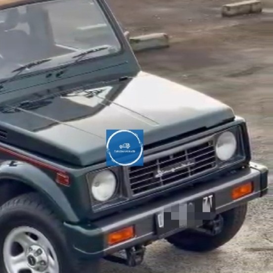 Grille Logo "Suzuki" Latin Suzuki Jimny/Katana