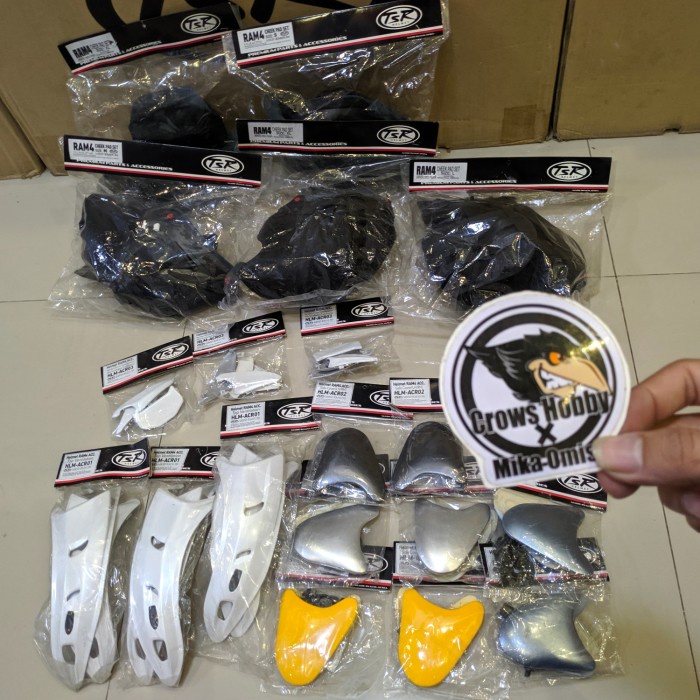 Sparepart BUSA CHEEK PAD Original Helm TSR Ram 4