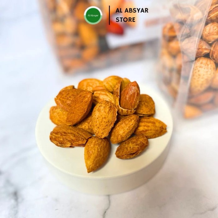 

ALMOND CANGKANG SUSU BUTTER MILK 1KG ROASTED HEALTHY FOOD KURMA ALIF
