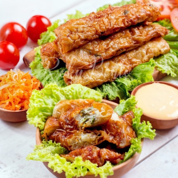 

Lezat- Crab Roll / Lumpia Rajungan Kani Roku Bento BDG