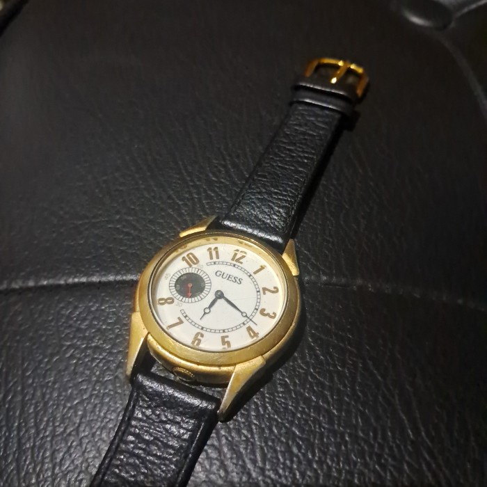 jam tangan wanita Guess original - bekas pakai *