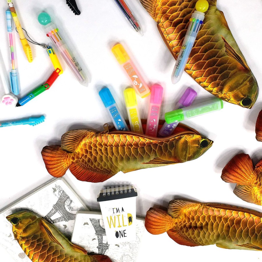 

Pouch Atau Kotak Pencil Ikan Arowana Favorit Penggemar Ikan Hias Arwana