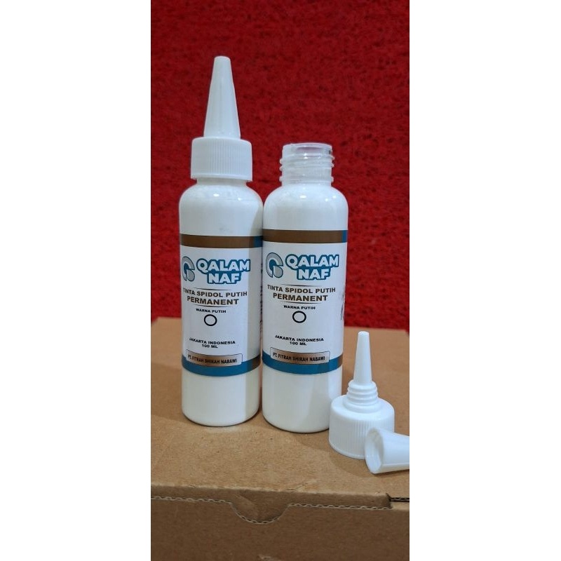 

Tinta Spidol Permanen Putih Ukuran 100Ml Untuk Semua Media Berkualitas Tinggi
