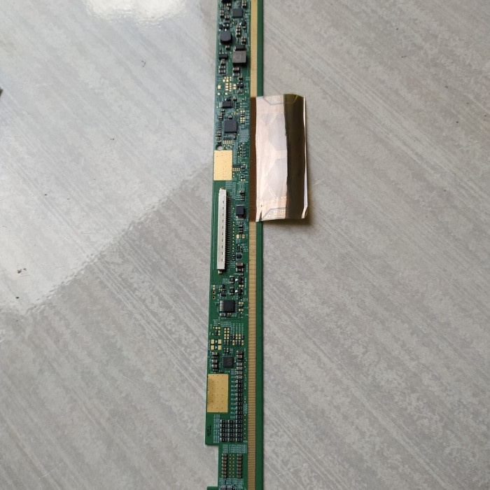 TCON - TIKON - POLYTRON - PLD 32T700 - PLD 32T710