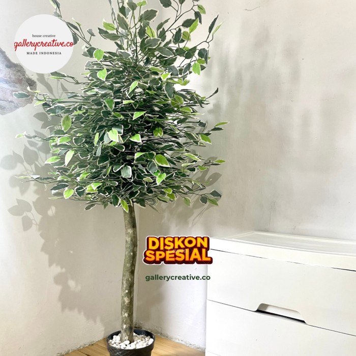 KRY -  pohon artificial besar aesthetic