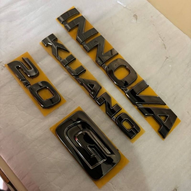 emblem tulisan bagasi innova reborn INNOVA,KIJANG,2,0,G komplit black chrome