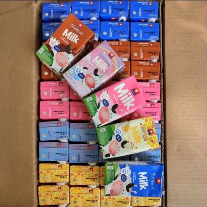 

DIAMOND SUSU UHT DIAMOND MILK 125ml 1 dus isi 40