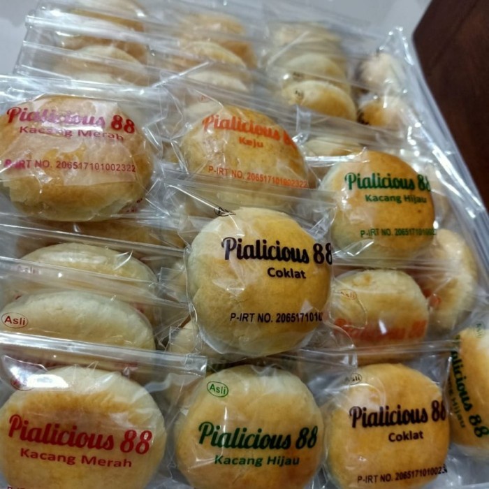 

FREE ONGKIR PIA LICIOUS 88 KHAS BALI , OLEH-OLEH BALI, PIA KERING UP564