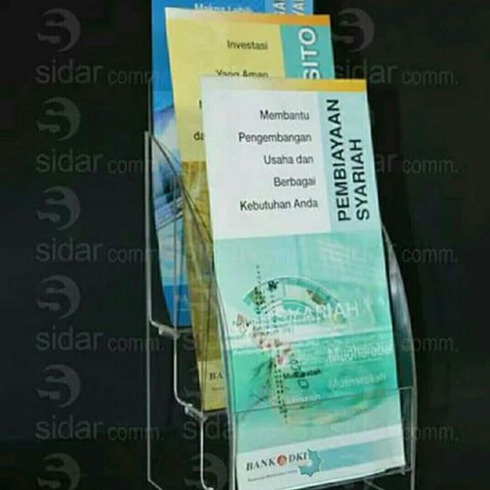 

Tempat Brosur 3 Susun Akrilik