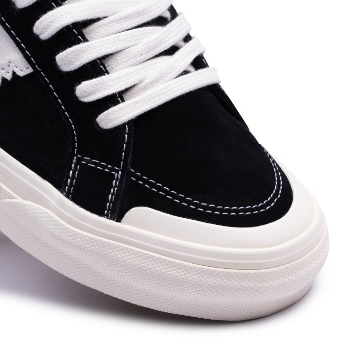 Tapak- Beazt Radix Sepatu Black - White