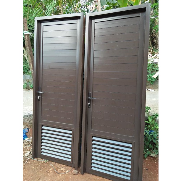 Pintu aluminium kamar mandi jalusi