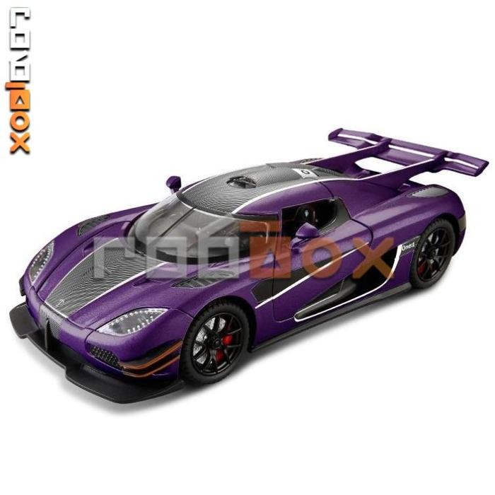 Future Toys - Alloy Koenigsegg One1 Scala 1:24 & 1/32 Sound Light And Pullback System (R175)