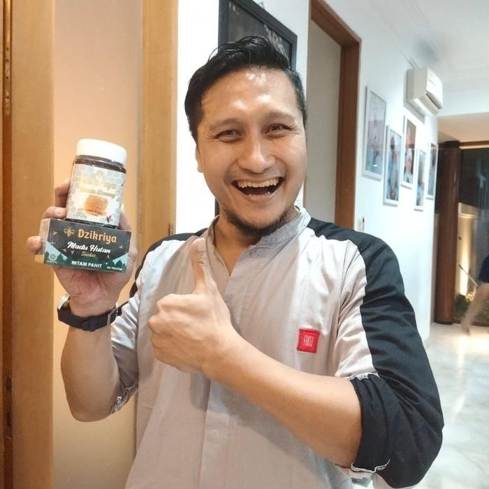 

Terlaris- Madu Sarang Dzikriya -Gratisongkir